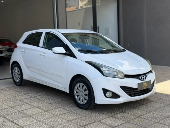 HYUNDAI HB20 1.6 COMFORT PLUS 16V FLEX 4P MANUAL