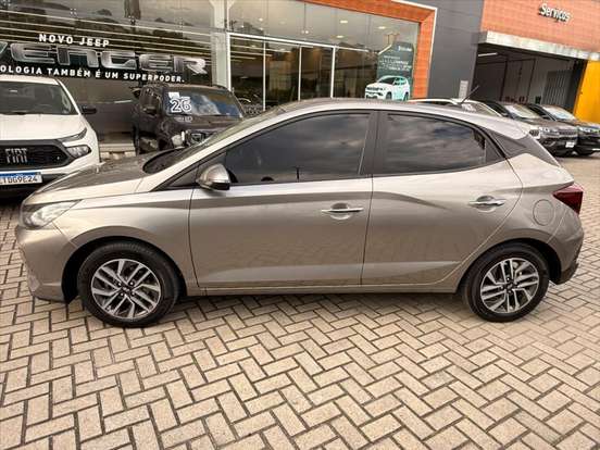 HYUNDAI-HB20-2023