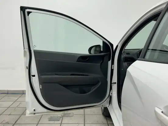 HYUNDAI-HB20S-2026