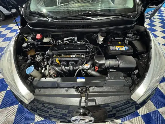 HYUNDAI-HB20S-1.6 PREMIUM 16V FLEX 4P AUTOMÁTICO HYUNDAI-HB20S-2015