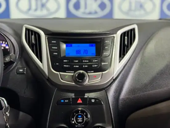 HYUNDAI-HB20S-1.6 PREMIUM 16V FLEX 4P AUTOMÁTICO HYUNDAI-HB20S-2015