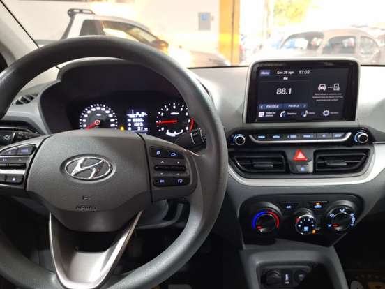 HYUNDAI-HB20S-2024