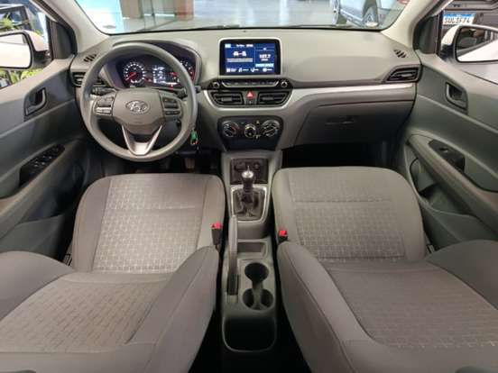 HYUNDAI-HB20S-1.0 12V FLEX COMFORT PLUS MANUAL HYUNDAI-HB20S-2025