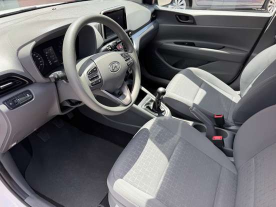 HYUNDAI-HB20S-2024