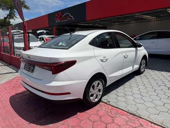 HYUNDAI-HB20S-2024