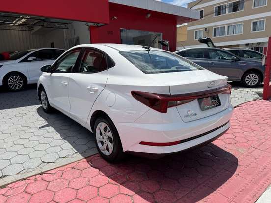HYUNDAI-HB20S-1.0 12V FLEX COMFORT PLUS MANUAL HYUNDAI-HB20S-2024