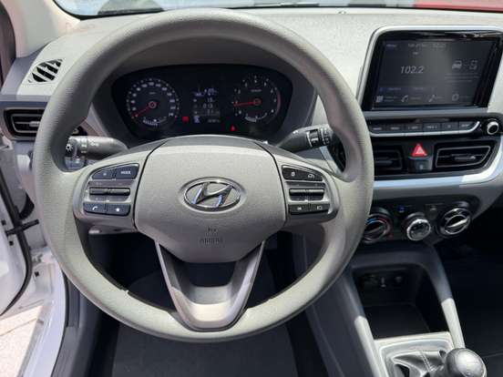 HYUNDAI-HB20S-2024