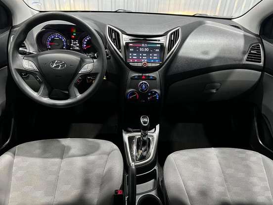 HYUNDAI-HB20S-1.6 COMFORT PLUS 16V FLEX 4P AUTOMÁTICO HYUNDAI-HB20S-2016