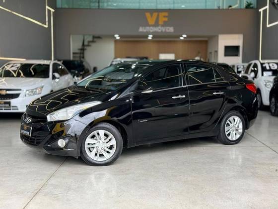 HYUNDAI HB20S 1.6 PREMIUM 16V FLEX 4P AUTOMÁTICO