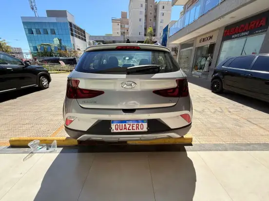 HYUNDAI-HB20X-2021