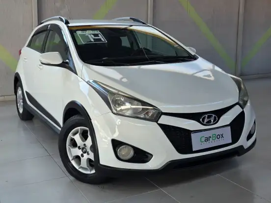 HYUNDAI-HB20X-1.6 16V STYLE FLEX 4P MANUAL HYUNDAI-HB20X-2014
