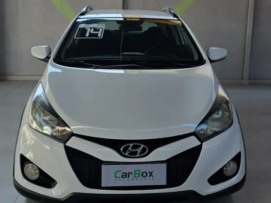 HYUNDAI-HB20X-1.6 16V STYLE FLEX 4P MANUAL HYUNDAI-HB20X-2014