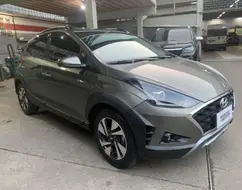 HYUNDAI HB20X 1.6 16V FLEX DIAMOND AUTOMÁTICO HYUNDAI HB20X 1.6 16V FLEX DIAMOND AUTOMÁTICO