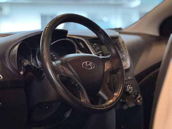 HYUNDAI-HB20X-1.6 16V STYLE FLEX 4P MANUAL HYUNDAI-HB20X-2014