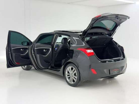 HYUNDAI-I30-2015