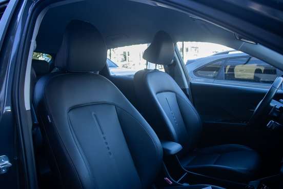 HYUNDAI-KONA-2025