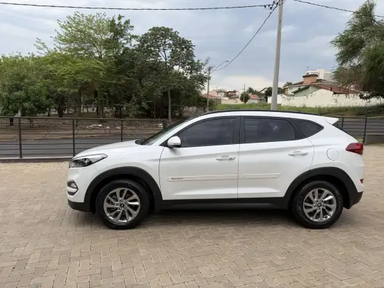 HYUNDAI-TUCSON-2018