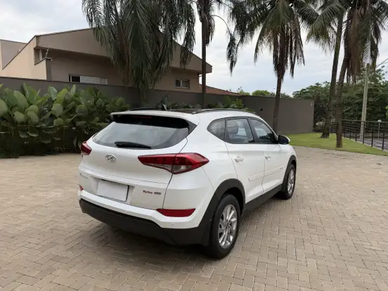 HYUNDAI-TUCSON-2018