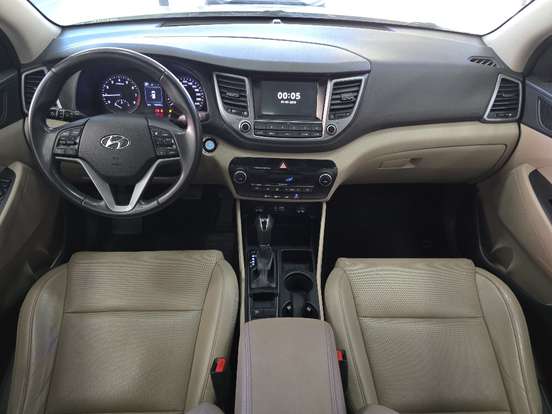 HYUNDAI-TUCSON-2020