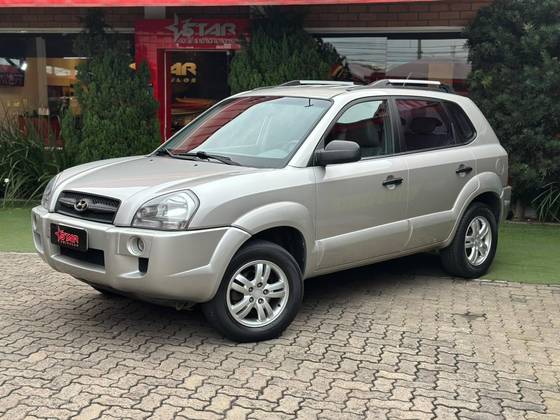 HYUNDAI TUCSON 2.0 MPFI GL 16V 142CV 2WD GASOLINA 4P MANUAL