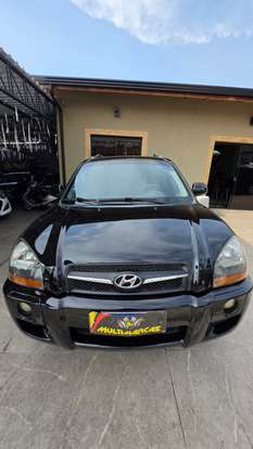 HYUNDAI-TUCSON-2.0 MPFI GL 16V 2WD GASOLINA 4P AUTOMÁTICO HYUNDAI-TUCSON-2011