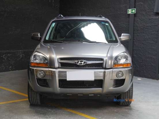 HYUNDAI-TUCSON-2.0 MPFI GLS 16V 143CV 2WD FLEX 4P AUTOMÁTICO HYUNDAI-TUCSON-2018