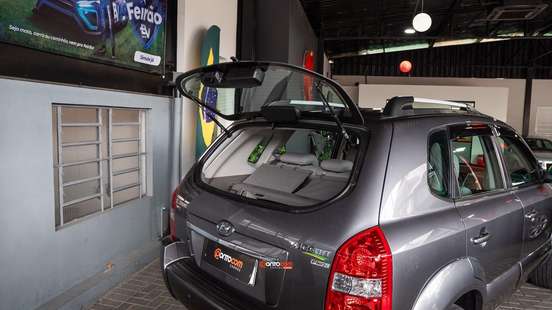 HYUNDAI-TUCSON-2.0 MPFI GLS 16V 143CV 2WD FLEX 4P AUTOMÁTICO HYUNDAI-TUCSON-2015