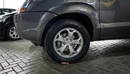 HYUNDAI-TUCSON-2015