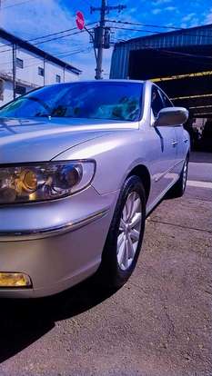 HYUNDAI-AZERA-2009