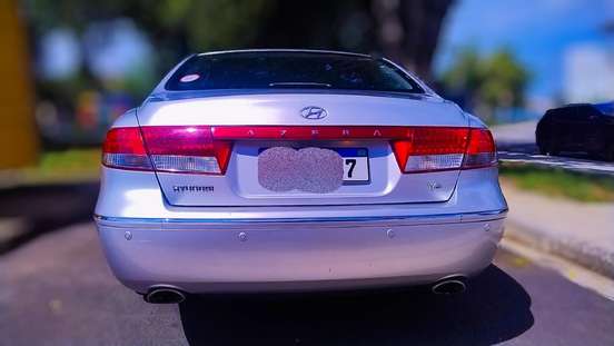 HYUNDAI-AZERA-2009