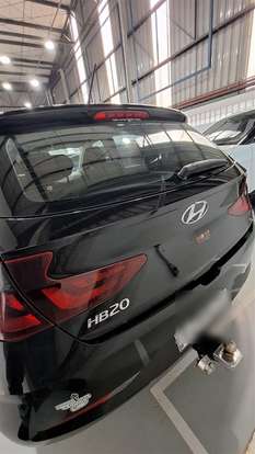 HYUNDAI-HB20-2021