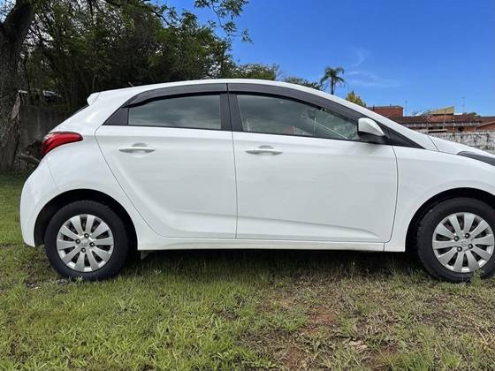 HYUNDAI HB20 1.6 COMFORT 16V FLEX 4P MANUAL