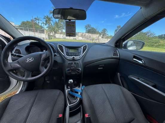 HYUNDAI-HB20-2014