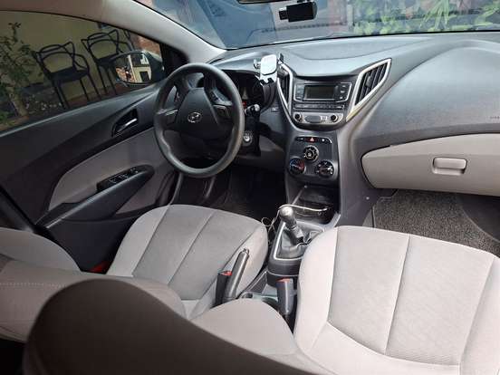 HYUNDAI-HB20S-2018