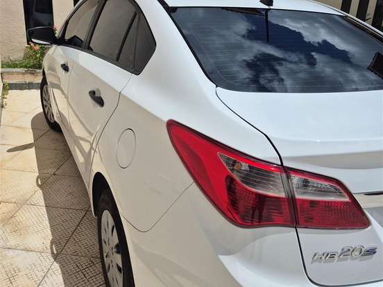 HYUNDAI-HB20S-1.0 UNIQUE 12V FLEX 4P MANUAL HYUNDAI-HB20S-2019