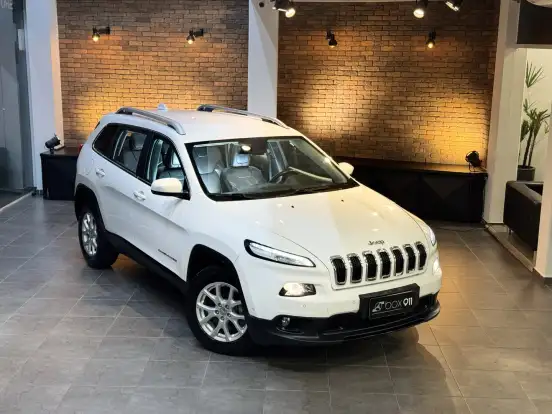 JEEP-CHEROKEE-3.2 LONGITUDE 4X4 V6 24V GASOLINA 4P AUTOMÁTICO JEEP-CHEROKEE-2014