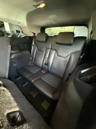 JEEP-COMMANDER-2022