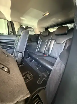 JEEP-COMMANDER-2022