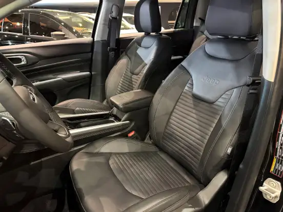 JEEP-COMMANDER-1.3 T270 TURBO FLEX LONGITUDE AT6 JEEP-COMMANDER-2026