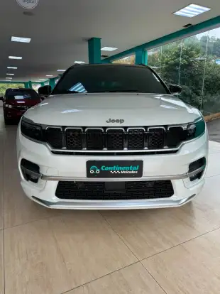 JEEP-COMMANDER-2024