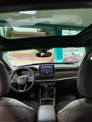 JEEP-COMMANDER-2024