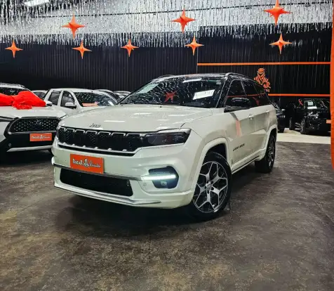 JEEP-COMMANDER-2021