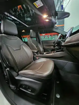 JEEP-COMMANDER-2021