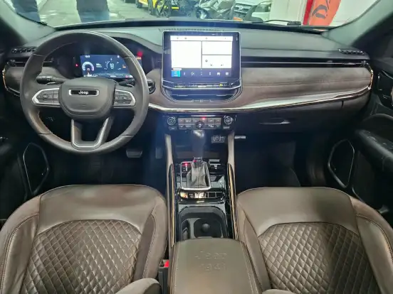JEEP-COMMANDER-2021