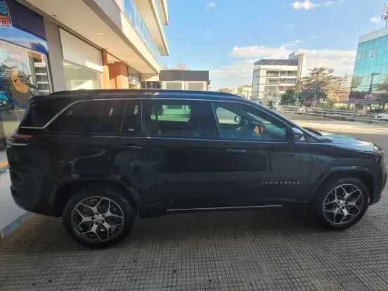 JEEP-COMMANDER-1.3 T270 TURBO FLEX OVERLAND AT6 JEEP-COMMANDER-2025