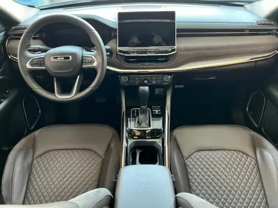JEEP-COMMANDER-2021