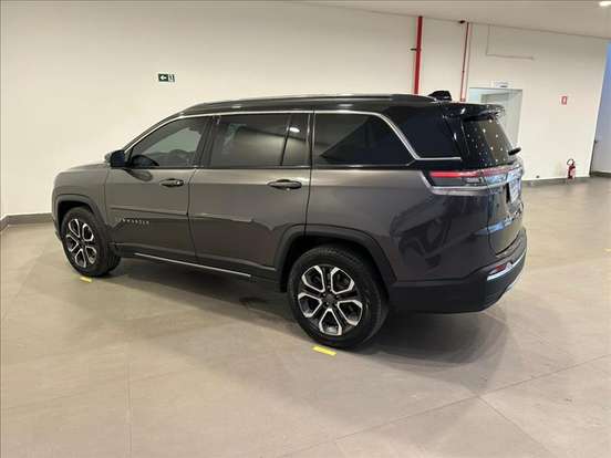 JEEP-COMMANDER-2022