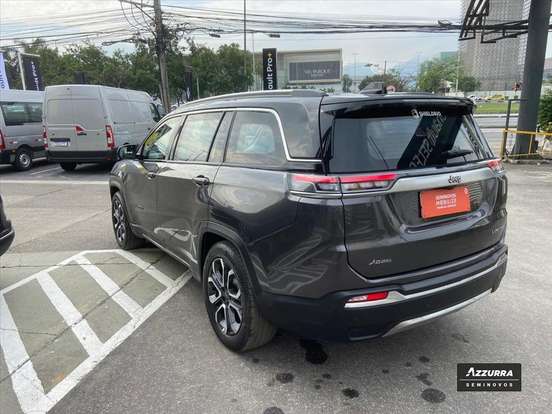 JEEP-COMMANDER-2024