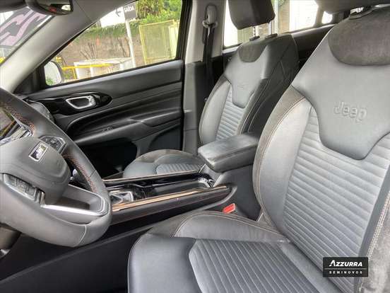 JEEP-COMMANDER-2024
