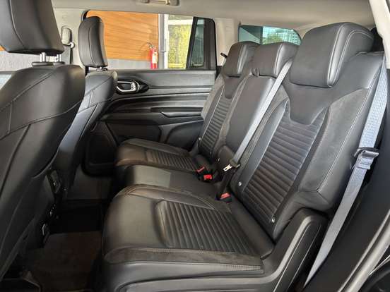 JEEP-COMMANDER-1.3 T270 TURBO FLEX LIMITED AT6 JEEP-COMMANDER-2022